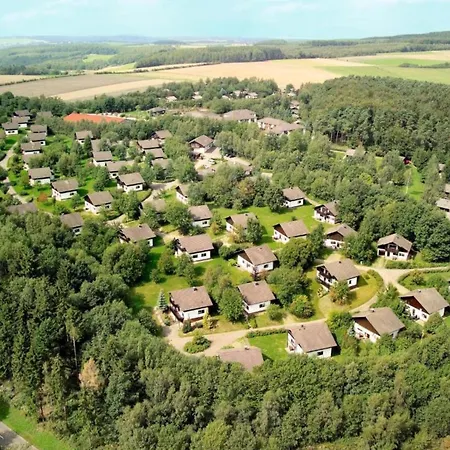Spacious In Morbach With Garden Apartment