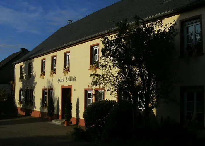 Cozy Morbach Getaway